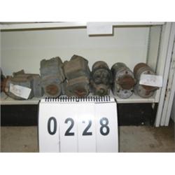 COLLECTIBLE SPLITDORF MAGNETOS (6)