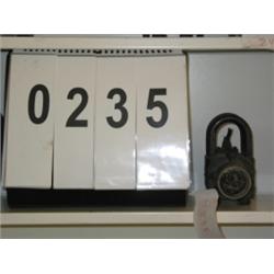 COLLECTIBLE HECO MAGNETOS
