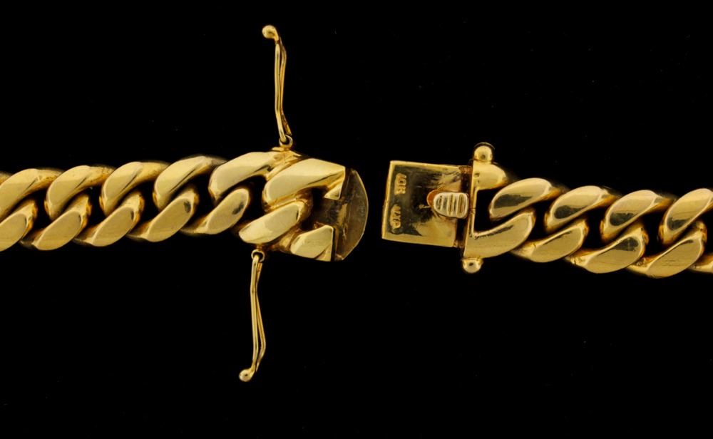 NECKLACE: [1] 10KYG Cuban chain necklace, 13.1mms wide x 31 1/2