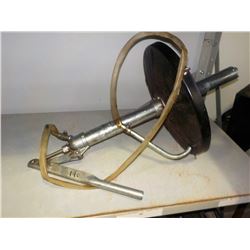 HAND PUMP LUBE DISPENSER