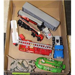 FLAT WITH THREE VINTAGE TEXACO OIL TRUCK & TRAILER