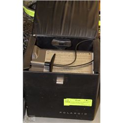 VINTAGE POLAROID COLORPACK 2 LAND CAMERA W/ 8FLASH