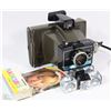 Image 2 : VINTAGE POLAROID COLORPACK 2 LAND CAMERA W/ 8FLASH
