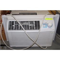 DANBY WINDOW AIR CONDITIONER