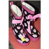Image 1 : PAIR OF CHILDRENS RUBBER BOOTS