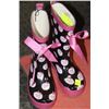 Image 1 : PAIR OF CHILDRENS RUBBER BOOTS