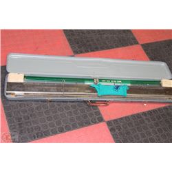 VINTAGE HAND KNITTING MACHINE AND ACCESSORIES