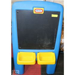LITTLE TIKES CHALK BOARD