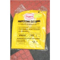 NEW BOSS RAIN JACKET SIZE LARGE