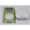 Image 1 : NEW 4GB iPOD W/ EARPHONES