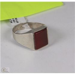 STERLING SILVER .925 MENS RING WITH AGATE STONE