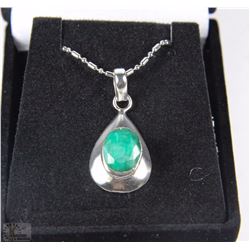 #8 NATURAL GREEN EMERALD PENDENT .925 STERLING