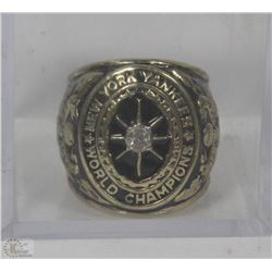 NEW YORK YANKEES CHAMPIONSHIP RING REPLICA
