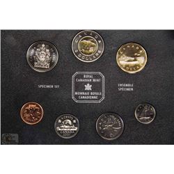 2001 RCM SPECIMEN SET IN CASE