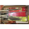 Image 1 : FLAT W/NEW FARBERWARE PRO-KNIVES &