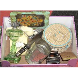 BOX OF VINTAGE COLLECTABLES