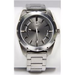NEW DIESEL 44MM STAINLESS STEEL QUARTZ MEN WATCH