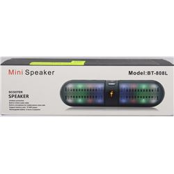 BLUETOOTH PILL SPEAKER WITH RADIO AND LED LIGHTS