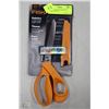 Image 1 : FISKARS RAZOR EDGE FABRIC SHEARS FOR LEATHER,