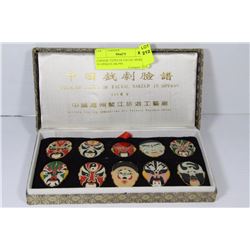 CHINESE TYPES OF FACIAL MAKE-UP IN OPERA'S 24K PIN