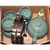 Image 1 : LARGE TEA POT SET WITH 4 CUPS AND WAFFLE IRON