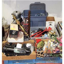 PALLET WITH ESTATE ELECTRONICS, ORNAMENTS, ETC