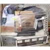 Image 1 : PALLET OF ESTATE MISCELLANOUS INCL STEREO EQUIP.