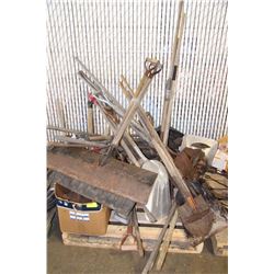 PALLET OF VINTAGE  YARD TOOLS