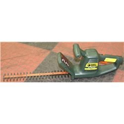 B&D 16" ELECTRIC HEDGE TRIMMER
