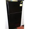 Image 1 : WHIRLPOOL 22CU FRIDGE 65.25" H X 33" W