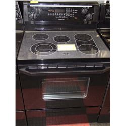 WHIRLPOOL GOLD SELF CLEAN OVEN ACCUBAKE SYSTEMS
