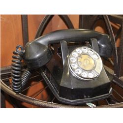 VINTAGE BAKELITE ROTARY PHONE