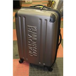 NEW KENNETH COLE REACTION LUGGAGE SET