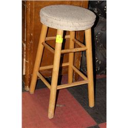 WOOD AND TWEED FABRIC BAR STOOL