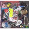 Image 1 : LARGE BAG FULL OF KEYCHAINS