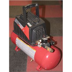 HUSKY AIR COMPRESSOR - 3-GAL, 100 PSI, 120 VT,