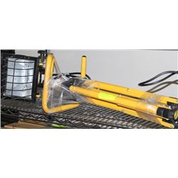 HALOGEN 500 WATT WORK LIGHT WITH STAND