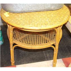 WICKER AND  WOOD TABLE 24" ROUND