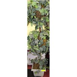 ARTIFICIAL 3 BALL BAY TREE 68" H