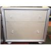 Image 2 : NEW OFF WHITE ALLIGATOR SKIN STYLE 6 DRAWER CHEST