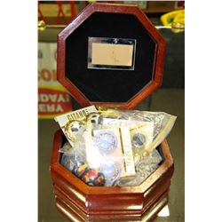 SMALL JEWELLERY BOX WITH CONTENTS