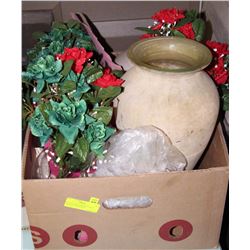 BOX OF VASES VARIOUS STLYES AND SIZES SOME WITH