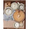 Image 1 : COLLECTION OF POTTERY KITCHENWARE