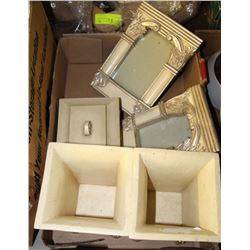 FLAT OF MATCHING  2 VASES, 2 PICTURE FRAMES &