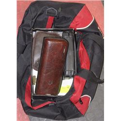 ASSORTMENT OF VINTAGE MANUAL & ELECTRIC SHAVERS