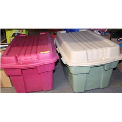 2 LARGE RUBBERMAID TUBS WITH HINGED LIDS