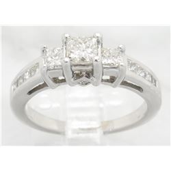 1.00ctw Diamond Ring - 14KT White Gold
