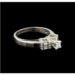0.50ctw Diamond Ring - 18KT White Gold