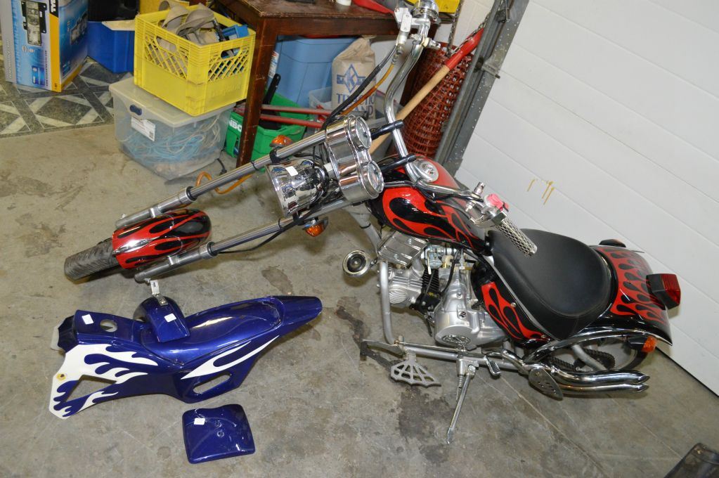 50cc mini chopper made by Loncin with aluminium rims, flame paint and ...