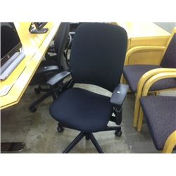 BLACK STEELCASE LEAP MULTILEVER ERGONOMIC TASK CHAIR